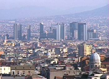 CentroDirezionale1.jpg (23262 byte)