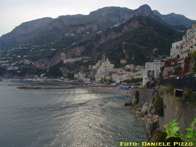 Vista di Amalfi (foto: Daniele Pizzo, 2006)