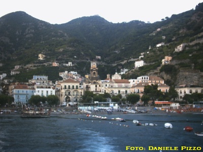 Minori: il lungomare (foto: Daniele Pizzo, 2004)