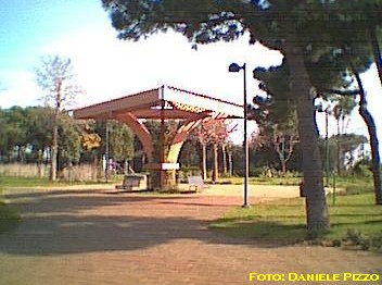 ParcoVirgiliano14.jpg (34566 byte)