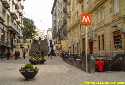 PiazzaFuga.jpg (47005 byte)