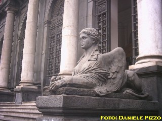 Palazzo dell'Universit - Sfinge