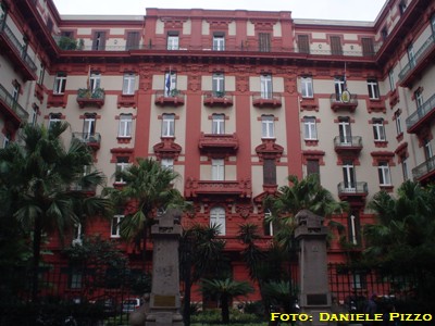 Edificio in via dei Mille n.40 (foto: Daniele Pizzo, 2008)