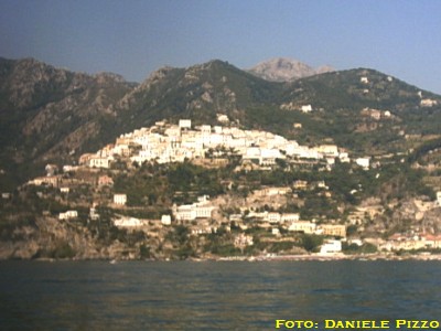 Vietri sul Mare, a pochi chilometri da Salerno (foto: Daniele Pizzo, 2003)
