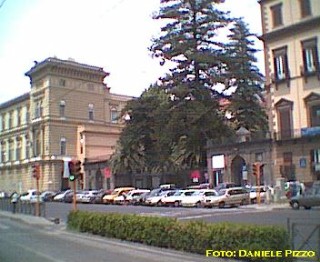 VillaPignatelli2.jpg (34080 byte)